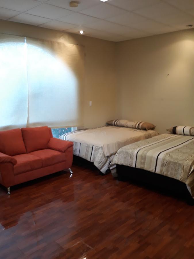 Casa Moderna Fundidora Hotel San Nicolas de los Garza ภายนอก รูปภาพ